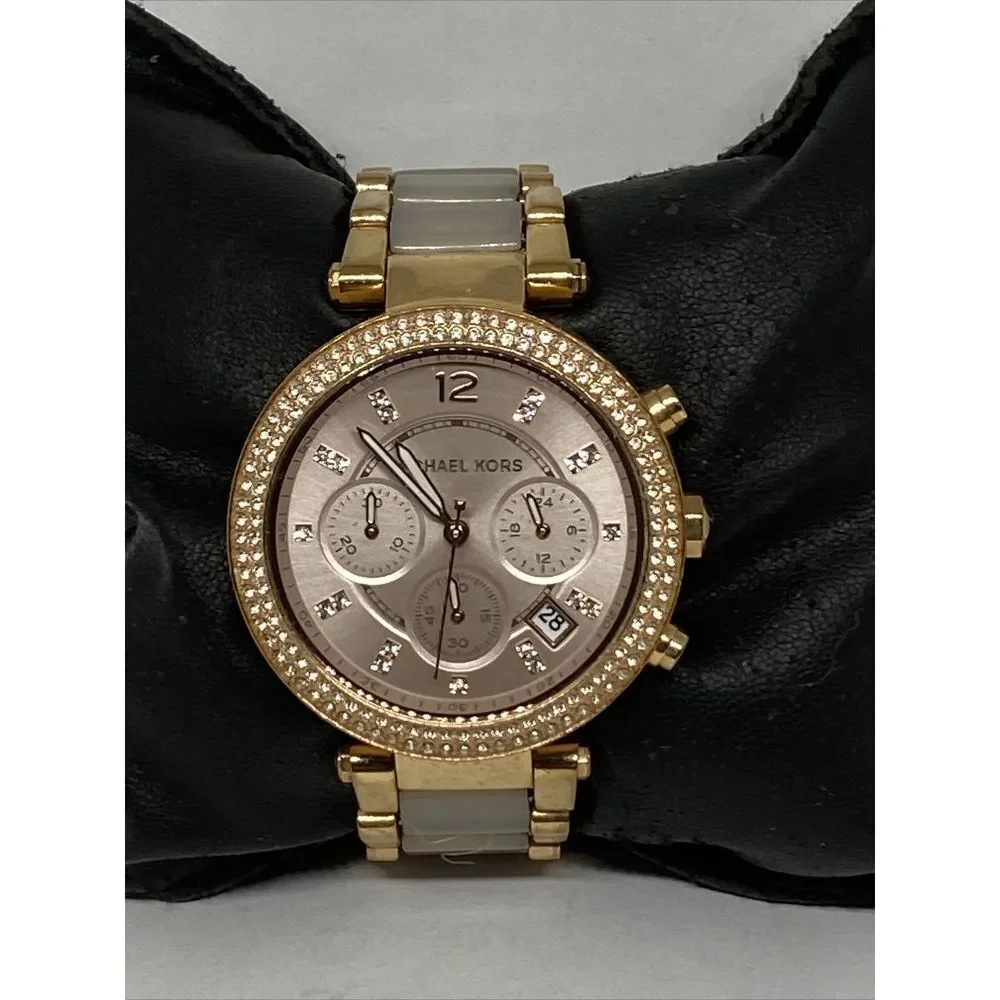 Michael Kors Parker MK5896 Womens Stainless Steel Analog Dial Quartz Watch XWO3